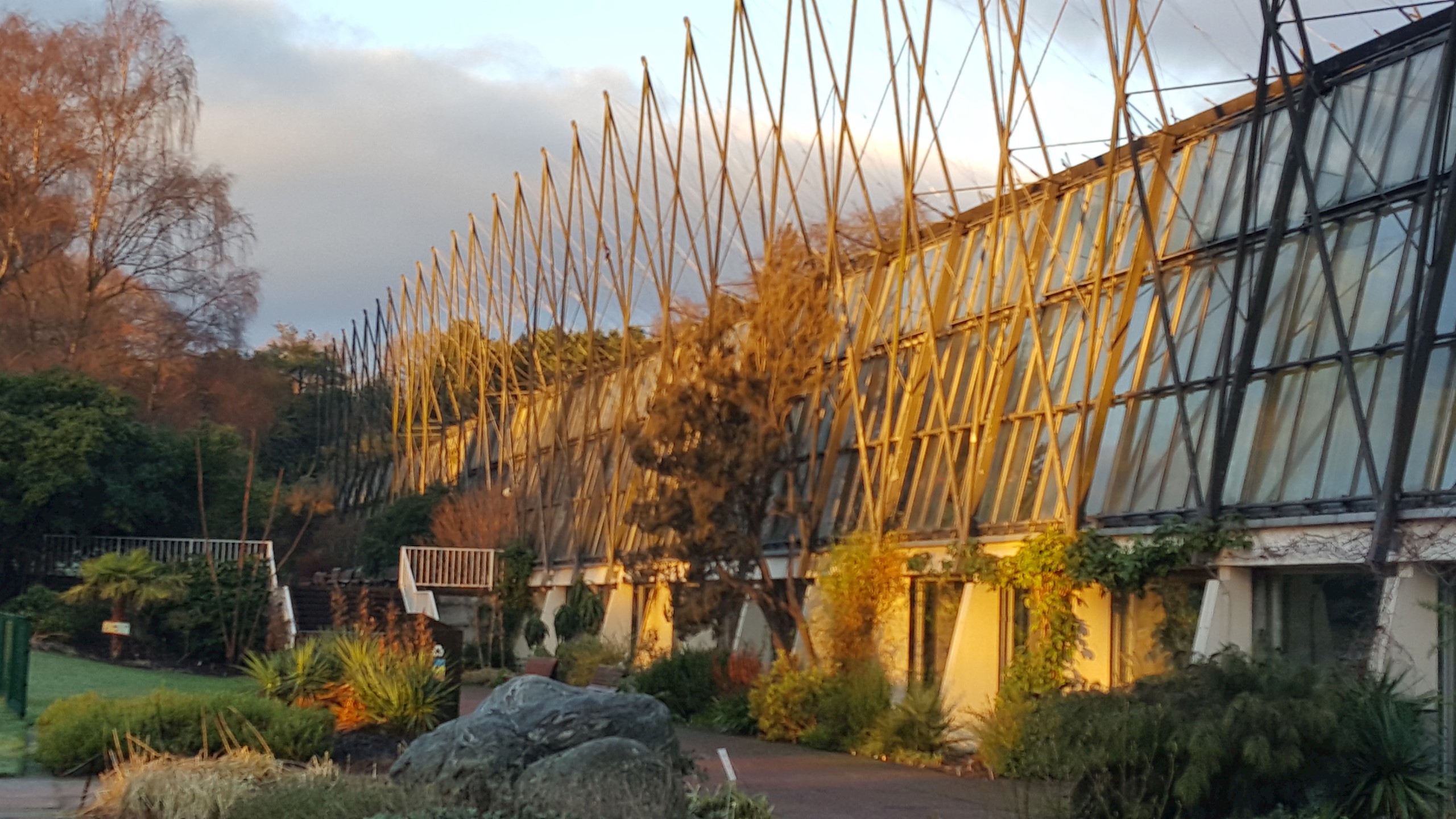 Glasshouses details Royal Botanic Garden Edinburgh