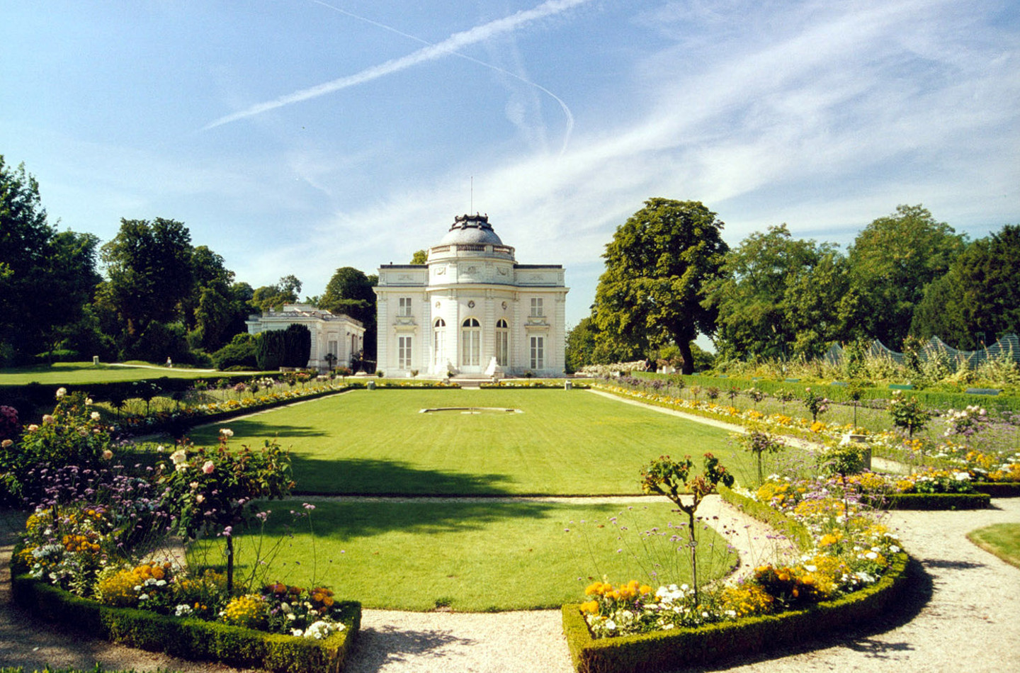 Jardin de Bagatelle in Paris