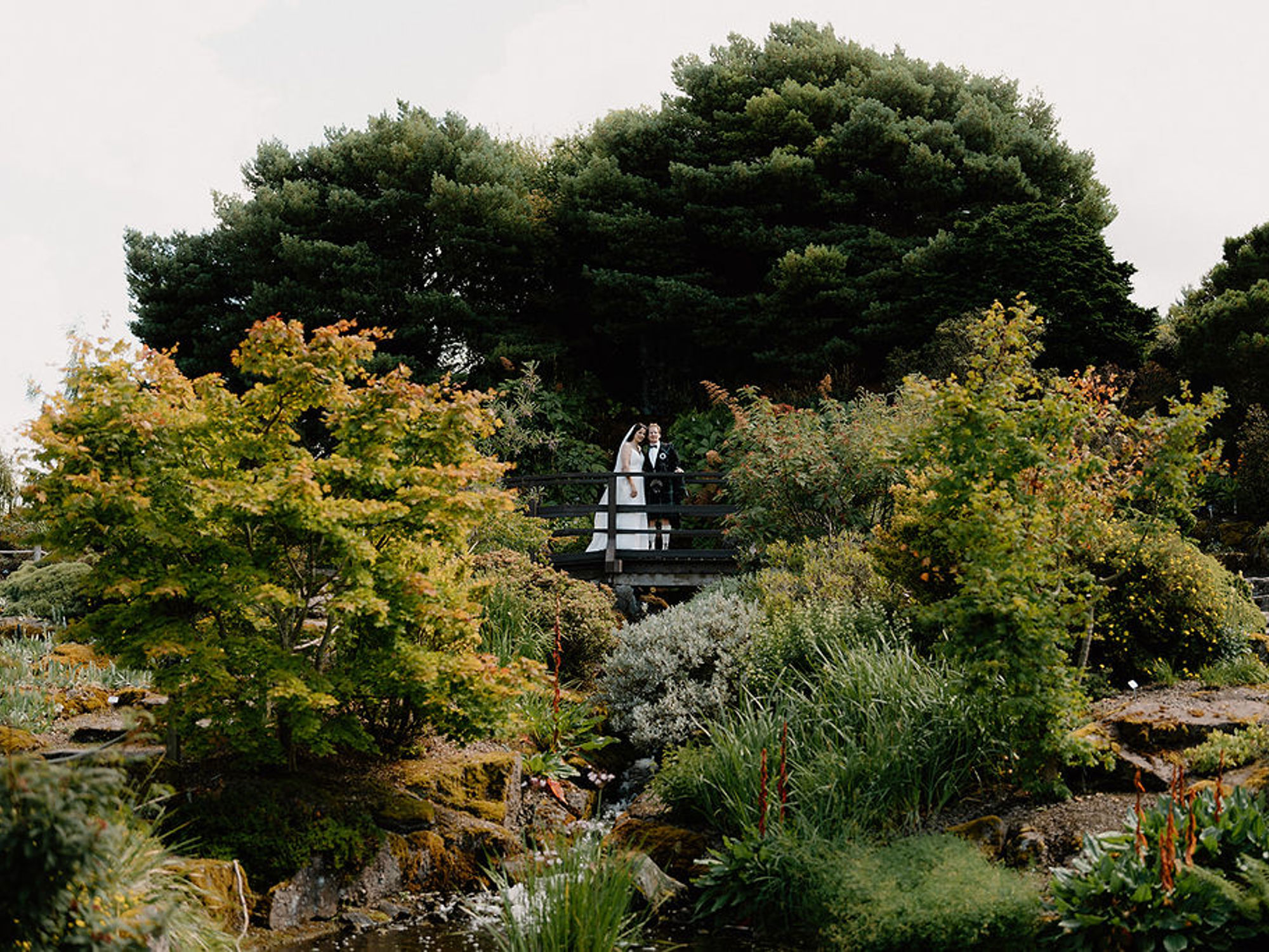 Outdoor weddings at the botanics