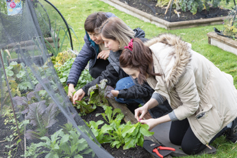 girls gardening